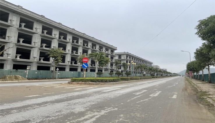 CẶP CĂN GÓC NGÃ TƯ ĐẠI LỘ CSEDP + ĐƯỜNG 20.5M. GIÁ TỐT NHẤT. SANG TÊN SỔ NGAY. LH: 0966 343 969