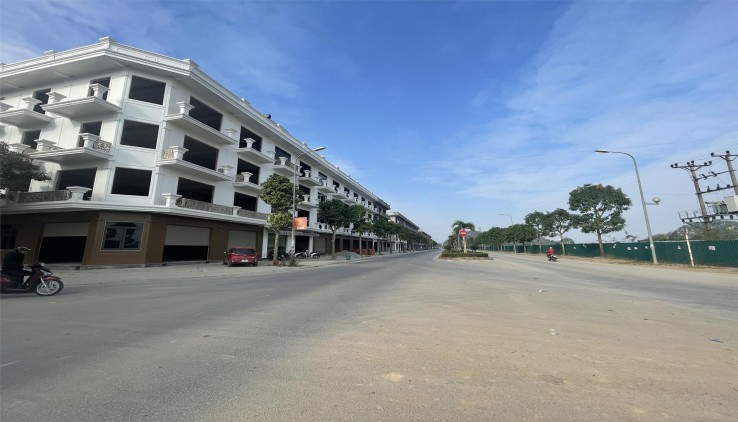 SANG TÊN SỔ NGAY. SHOPHOUSE MẶT ĐẠI LỘ CSEDP. TIÊM NĂNG NHẤT THANH HÓA. LH: 0966 343 969