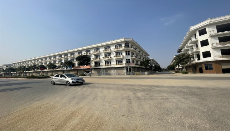 SANG TÊN SỔ NGAY. SHOPHOUSE MẶT ĐẠI LỘ CSEDP. KĐT XUÂN HƯNG. LH: 0966 343 969