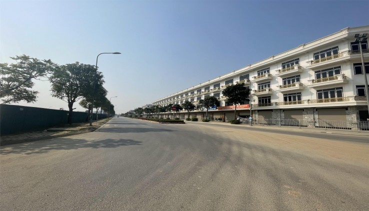 SANG TÊN SỔ NGAY. BAO PHÍ. NHÀ MẶT ĐẠI LỘ CSEDP, BÀN GIAO NGAY. LH: 0966 343 969