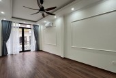 BÁN NHÀ HIẾM NGUYỄN VĂN CỪ, BỒ ĐỀ, LONG BIÊN. THANG MÁY, LEXUS ĐỖ CỬA, 60M2*6T , 10.8 TỶ