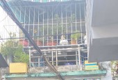 BÁN GẤP NHÀ HẺM 3,5M ĐINH BỘ LĨNH, 45M2, CHỦ LÂU ĐỜI, GIÁ CHỈ 100TR/M2