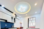 Bán CH tập thể tầng 5 phố Trần Quý Cáp,55m2,Full nt đẹp, ở luôn > 2 tỷ