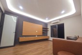 Bán căn tập thể Đại học KTQD Trần Đại Nghĩa, 95m2, 3pn. Nhà đẹp,ở ngay
