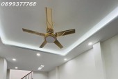 Bán nhà 2 tầng ngay chợ Vĩnh Hải đường Nguyễn Khuyến Nha Trang 1ty690