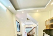 Thở phào! Chính chủ bán nhà Ngô Gia Tự, gần BigC Long Biên, thiết kế đẹp, 40m2 chỉ 5.75 tỷ