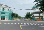 Nhà phố thương mại Hòa Lợi: Giá rẻ, pháp lý chuẩn, đầu tư là thắng!
Hoa Loi Commercial Townhouse: Affordable, Legal, and Profitable Investment!