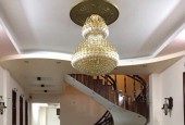 Cho thuê nhà 1 trệt,2 lầu, mặt tiền số 21 Lý Thái Tổ, TP Buôn Ma Thuột, tỉnh Đăk Lăk