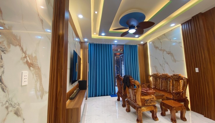 CỰC NGON GẤP BÁN GIẢM 800, CÒN 7.x TỶ, 60M2 4X15, 5 TẦNG, HẺM 6M, 2 XE HƠI TRÁNH, ĐẸP NHẤT THỐNG NHẤT GÒ VẤP.