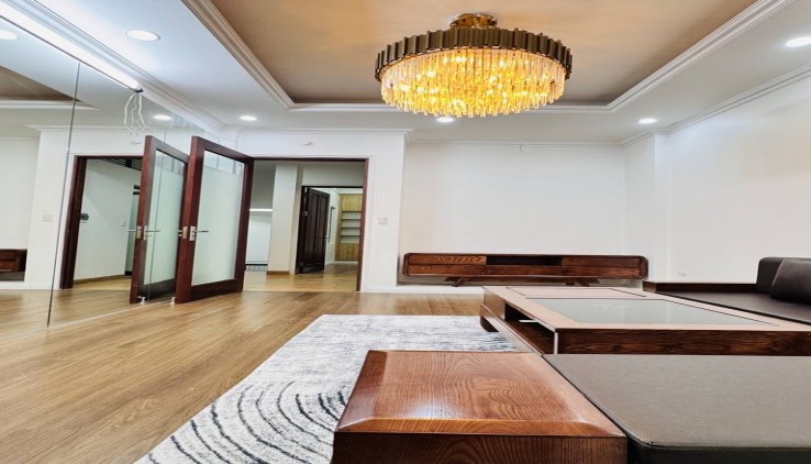 Hoàng Quốc Việt Cầu Giấy - phân lô VIP - ô tô tránh - 65m nhỉnh 17 tỷ