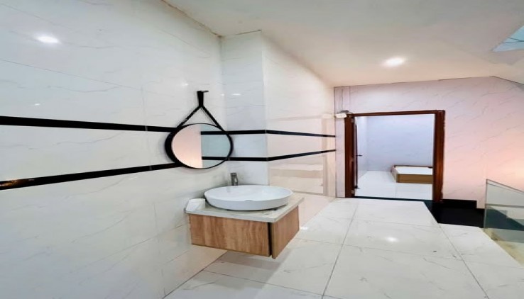 ► Nhà 2 mặt kiệt 2.5m gần Điện Biên Phủ 10m ra Ô tô, 32m2, 2.5 tầng cứng đẹp, 2.08 tỷ