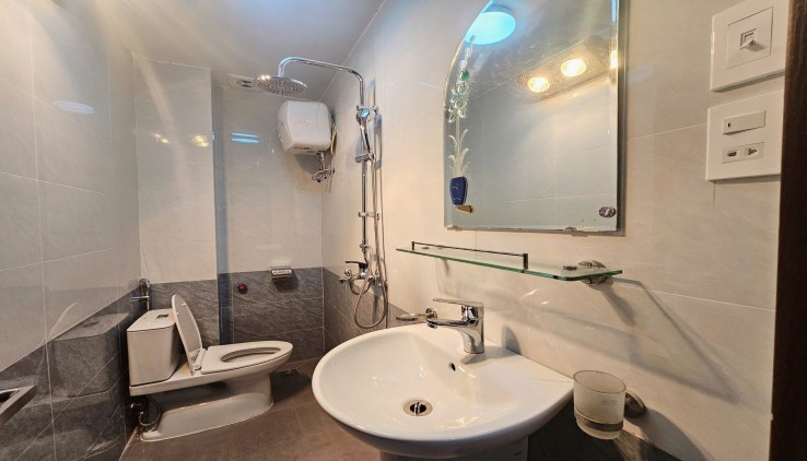 BÁN NHÀ PHÂN LÔ DOÃN KẾ THIỆN - C.GIẤY, 52M2*5T*4.5M, GIÁ 11.5 TỶ, OTO ĐỖ CỬA, NHÀ DÂN XÂY