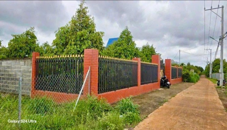 CẦN BÁN GẤP LÔ ĐẤT 1450M2 ĐÃ LÊN THỔ CƯ GIÁ CHỈ 350 TRIỆU