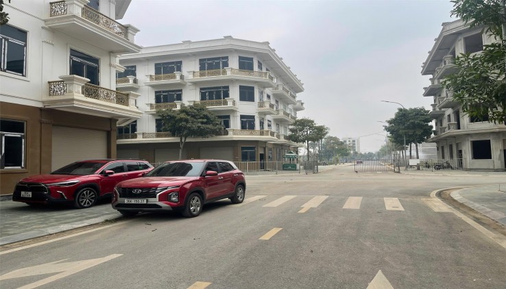 NHÀ PHỐ 4 TẦNG, 3,2 TỶ, BAO SỔ. NHẬN NHÀ, SANG TÊN NGAY. ĐẠI LỘ CSEDP. LH: 0966 343 969