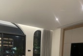 Bán nhà Văn Cao - ngõ to - 2 ô tô tránh nhau - 16 tỷ - kinh doanh - ở luôn