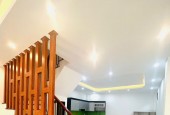 Bán nhà đẹp mới xây, ô tô đỗ cửa, Diện tích 39m2*5 tầng Phú Thượng, Tây Hồ, HN, Giá 9 tỷ.