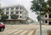 CẶP CĂN GÓC, NGÃ TƯ HÀ HUY TẬP, SANG TÊN SỔ NGAY. NHẬN NHÀ NGAY. LH: 0966 343 969