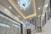 Bán nhà đẹp dân xây 4 tầng, 38m2 giá hạt rẻ, khu dân trí cao phố Nguyễn Lương Bằng, Đống Đa