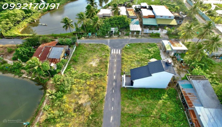 CƠ HỘI ĐẦU TƯ ĐẤT Trồng lúa nước Xã Cam Thành Bắc- Huyện Cam Lâm.  - 2794M2 GIÁ 650 TRIỆU - SỔ ĐỎ- Đất có 2 mặt tiền trước sau.