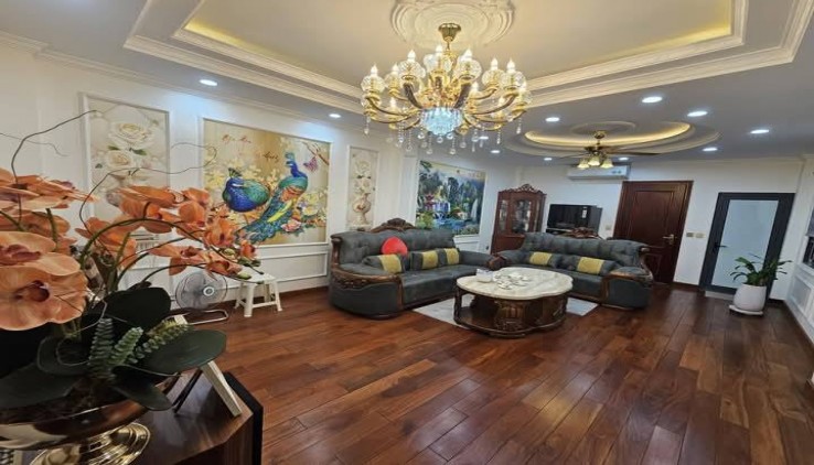 Nguyễn Văn Huyên Cầu Giấy - lô góc - MT rộng - gần phố - 66m chỉ 15 tỷ