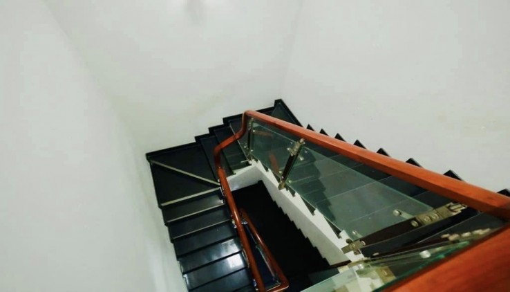 VỊ TRÍ KINH DOANH ĐỈNH - NGAY GẦN AEON TÂN PHÚ - 108M - 4 TẦNG - 5PN NHỈNH 8