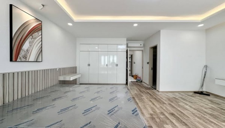 Nhà Đường Đặng Văn Văn Ngữ Quận Phú Nhuận Phường 10.