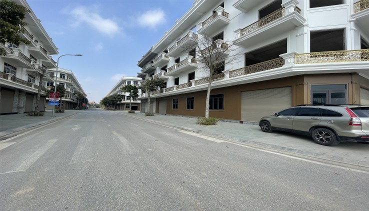 60M2, MT 5M, XÂY 4 TẦNG. 3,2 TỶ BAO SỔ. TP.THANH HÓA.. LH: 0966 343 969