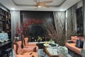 Bán Biệt thự View sông siêu đẳng cấp 400m2, 5 tầng, hầm, 18Tỷ Hà Huy Giáp, Quận 12
