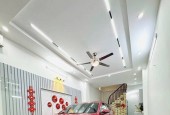 Cực hiếm Bồ Đề, Long Biên Gara Ô Tô, Ngõ thông kinh Doanh, Vài bước ra Phố