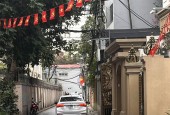 Hiếm - Võng Thị - 42m, 5 tầng ở ngay - chỉ nhỉnh 10 tỷ