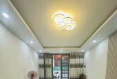 Nhà Đường Nguyễn Trọng Tuyển Phường 1 Tân Bình.
