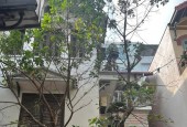 Duy nhất 1 căn phố Cát Linh - cách 1 nhà ra phố - ngõ rộng - 53m chỉ 13.x tỷ