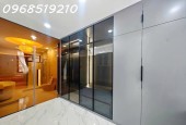 Bán nhà 4 tầng mới xây đường Cách mạng tháng 8 Q10, 90m2, sổ hồng chính chủ