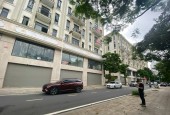 Chính chủ cho thuê tòa nhà Him Lam Vạn Phúc Hà Đông 6 tầng 182m2 hoàn thiện cực đẹp giá ưu đãi lớn