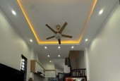 BÁN NHÀ NGỌC LÂM 40M2* 5 TẦNG* 7.9 TỶ, LÔ GÓC, Ô TÔ ĐỖ CỬA.