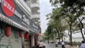 ✳️Bán Nhà Lạc Long Quân 40 M2 7T MT 8 M, Chỉ 13 Tỷ  Tây Hồ Nhà Đẹp căn hộ dịch vụ dòng tiền thang máy✳️