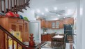 Hoàng Quốc Việt 45m2 - 6 Tầng  CÒN MỚI ĐẸP 6 NGỦ - PHỐ VIP GẦN OTO TRÁNH  -  11.5 tỷ