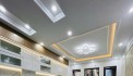 Mặt phố Trần Quang Diệu - 7 tầng thang máy - KD sầm uất - 33 tỷ