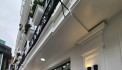 HOA HẬU CẦY GIẤY, Yên Hòa, DT: 30m2, 5 tầng, MT: 4m, giá: 8 tỷ.