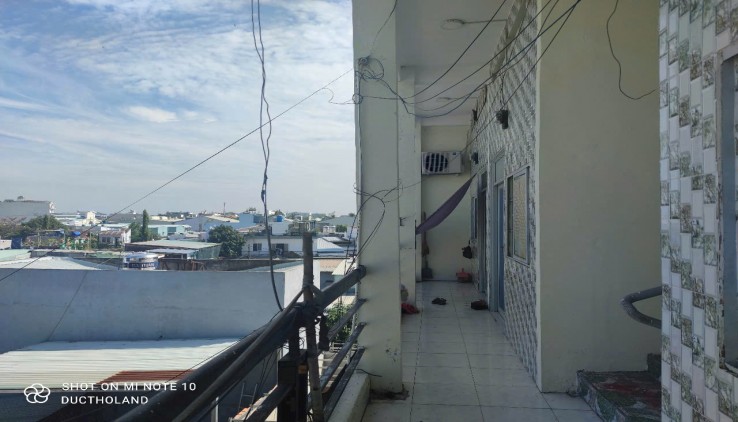Bán khu nhà trọ 4 tầng 18 phòng, 200m2 dòng tiền 32tr/th giá nhỉnh 40tr/m2 gần Picity TX21, Quận 12