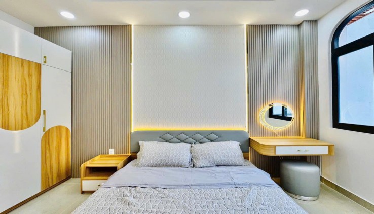 Bán tòa nhà Văn Phòng Trịnh Văn Bô, ~100m2x7T, phân lô ôtô tránh, vỉa hè,3 mặt tiền, có hầm, 25 tỷ