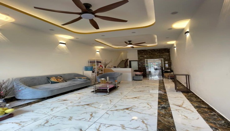 Phân Lô Ô Tô Tránh-Phố Huỳnh Thúc Kháng (Nguyên Hồng) 36/43m, 7T Thang máy 18 Tỷ