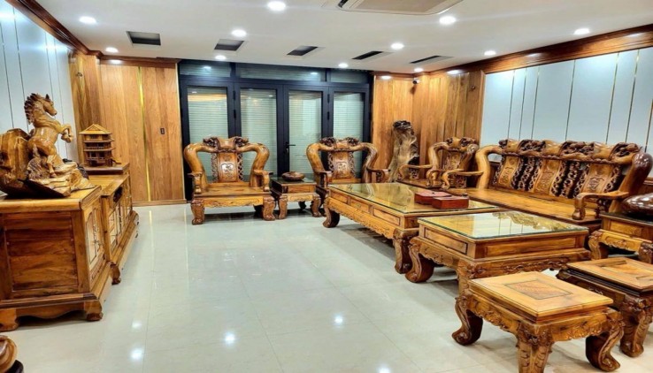 HIẾM PHỐ THÁI HÀ- LÔ GÓC - THANG MÁY – GARA 2 Ô TÔ - VỪA Ở VỪA LÀM VĂN PHÒNG - KINH DOANH
