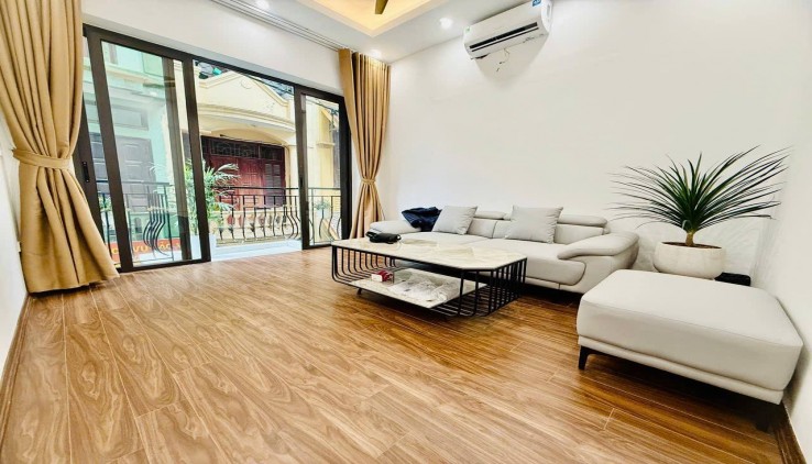 Cần bán nhà khu Ngã Tư Sở, Vũ Tông Phan, Quận Thanh Xuân, nhà mới 5 tầng, mặt ngõ thông kinh doanh. Nhỉnh 10 tỷ