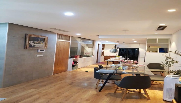 BÁN NHÀ NGUYỄN TUÂN-THANH XUÂN-70M-5T-28.8TY
LH: 0982.769.586
