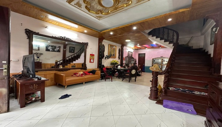 BÁN NHÀ MẶT PHỐ CỰ LỘC – HÀNG XÓM ROYAL CITY – 2 THOÁNG – OTO DỪNG ĐỖ - 5.2m MT - 60m2 – 17 TỶ