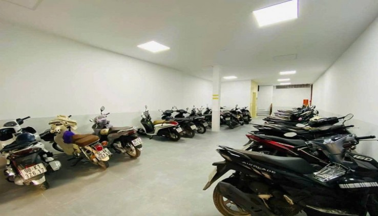 BÁN TÒA VĂN PHÒNG MẶT PHỐ THANH XUÂN, VIEW HỒ 8 TẦNG 100M2 MT5.7, DÒNG TIỀN 70TR/TH, 35.XTỶ