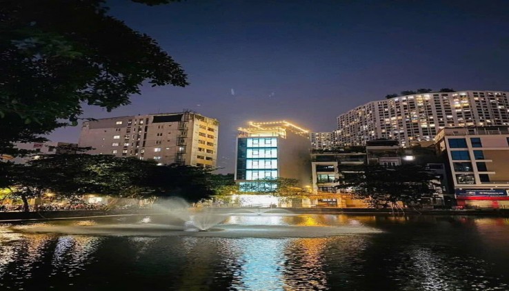 BÁN TÒA VĂN PHÒNG MẶT PHỐ THANH XUÂN, VIEW HỒ 8 TẦNG 100M2 MT5.7, DÒNG TIỀN 70TR/TH, 35.XTỶ