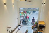 Bán nhà phân lô bàn cờ oto tránh phố Huỳnh Thúc Kháng 43m2, 7 tầng kinh doanh