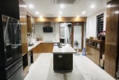 SIÊU PHẨM! Bán nhà mặt phố Hào Nam, Đống Đa, 76m², MT 5m, 30 tỷ, kinh doanh vô địch